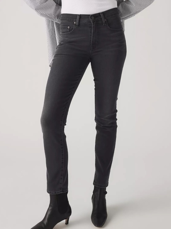 Levi's Denim - Levi’s 724 High Rise Straight Leg Women’s Black Jeans Size W28 L30 🖤